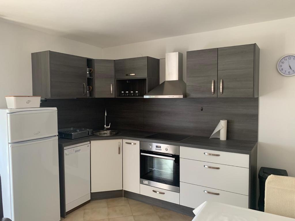 Apartman Dalija Vinkuran Kültér fotó